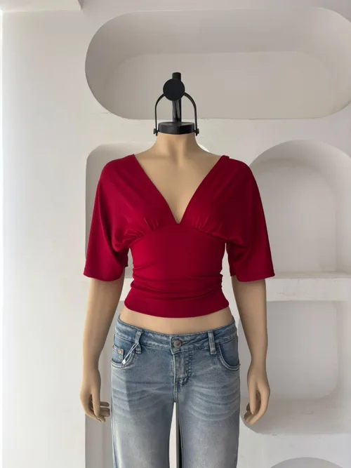 TOP CHLOE