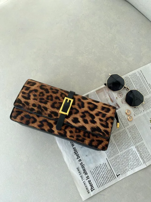 LEOPARD QUEEN