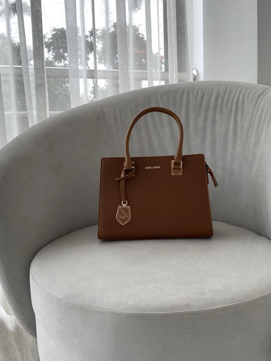 Cartera Aura